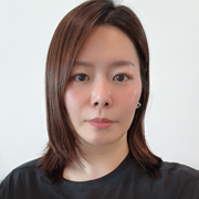 KIM So Young